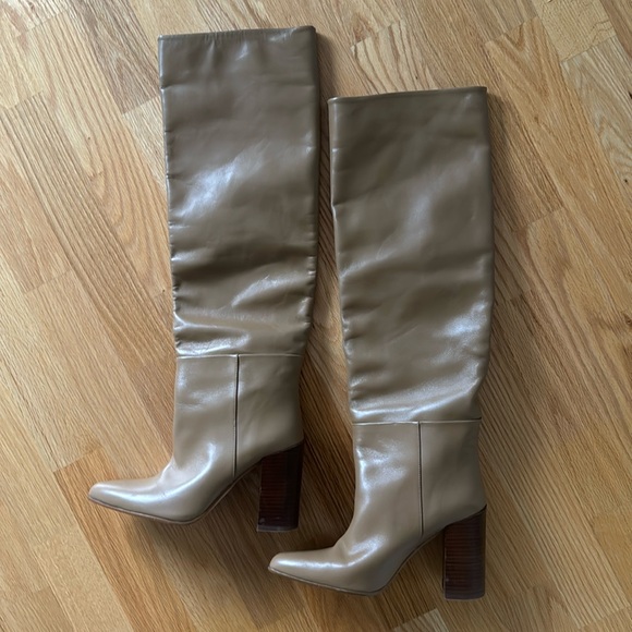 Knee high camel leather boots - Picture 5 of 9